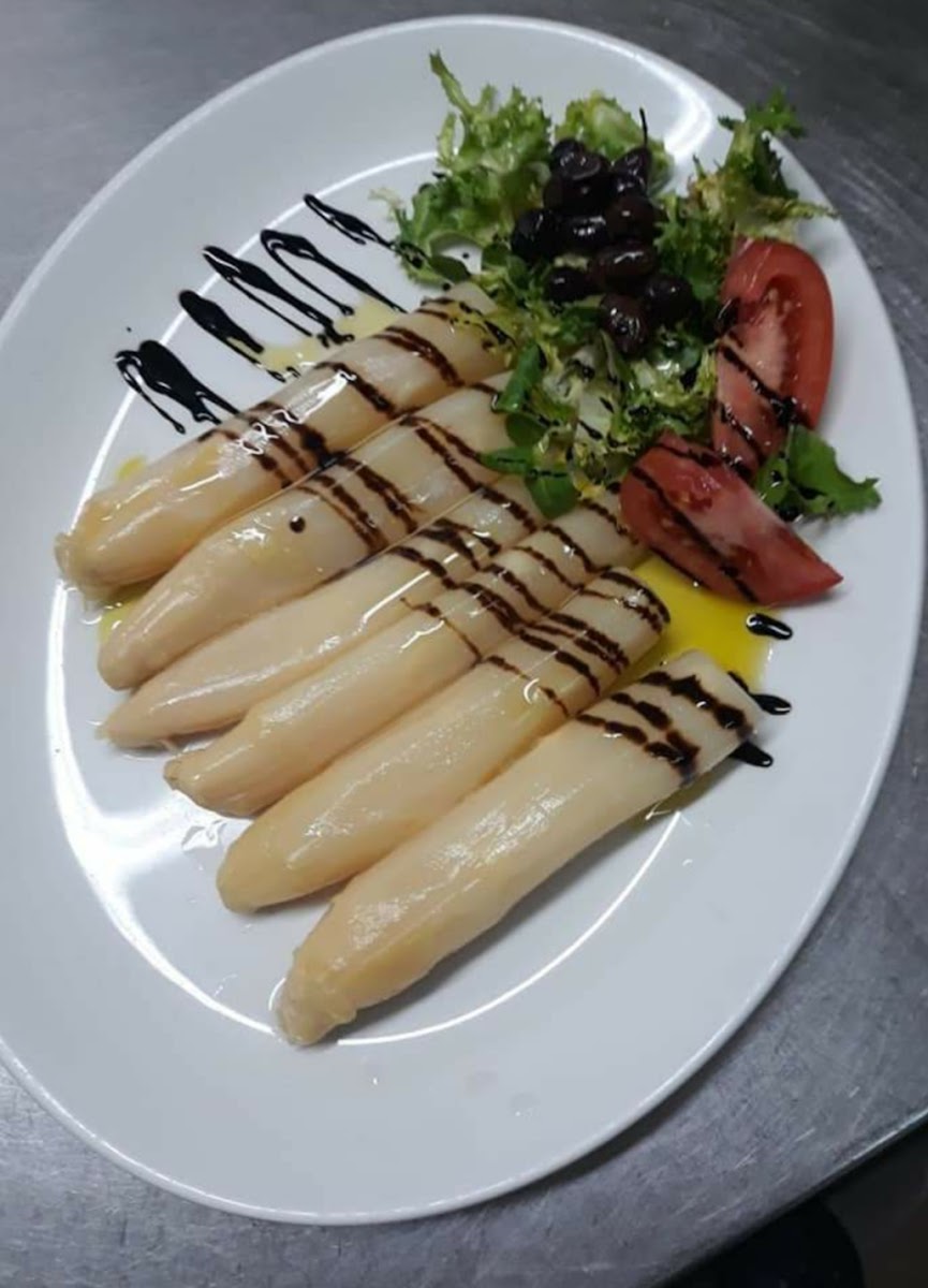 Mesón Montañana Photos 2